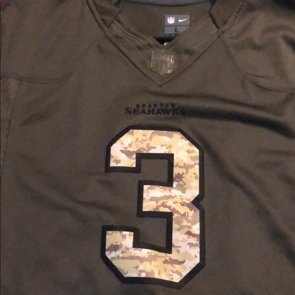Seattle’s Seahawks Russel Wilson jersey
